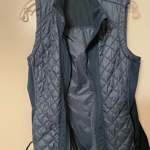 Athleta Quilted Vest - Dark Blue